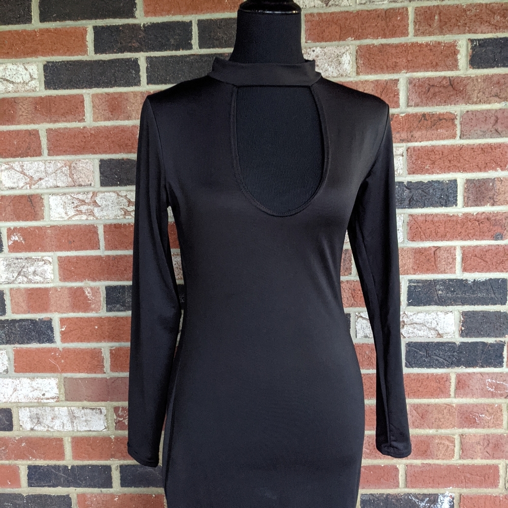 ALAIX Black Keyhole Long Sleeve Dress - Large